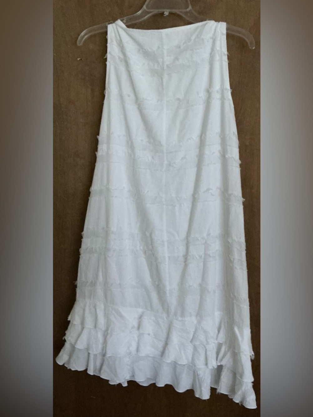Tiana B. Women White Sleeveless Dress Size 8 Gathered Neckline Shaggy Ruffles - Picture 3 of 9
